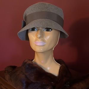 Betmar Woman’s Grey, Merino Wool, Chic Side Cloche Hat Small/Medium Sized